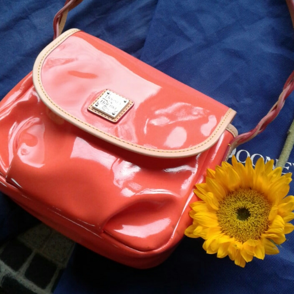 Dooney and Bourke - Picture 2 of 5